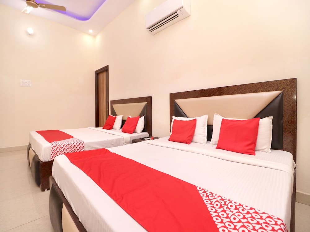 OYO 16494 Dhunna Guest House