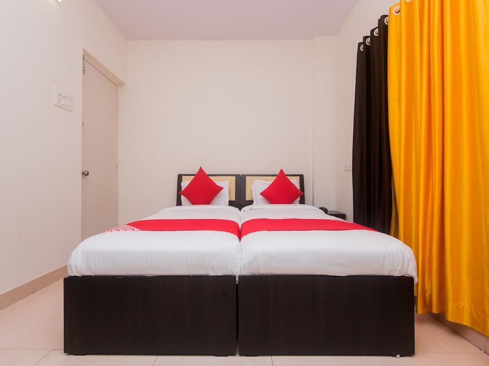 OYO 15119 Vista Service Apartment