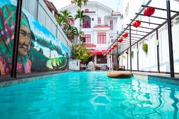 7Fridays Westlake Hostel