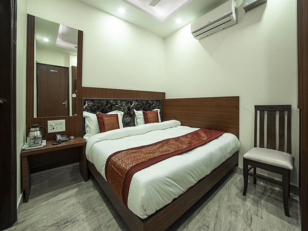 OYO 14136 hotel toto international