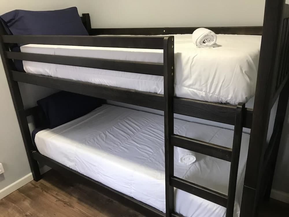 Estrella Suites - Hostel