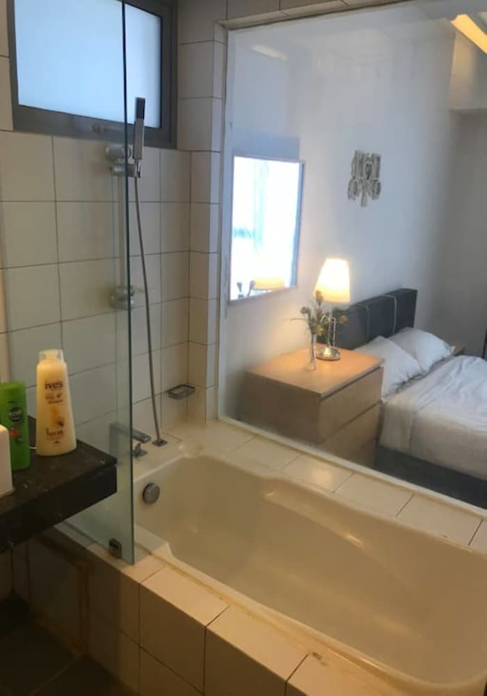 PJ8 - Nice View One Bed Room