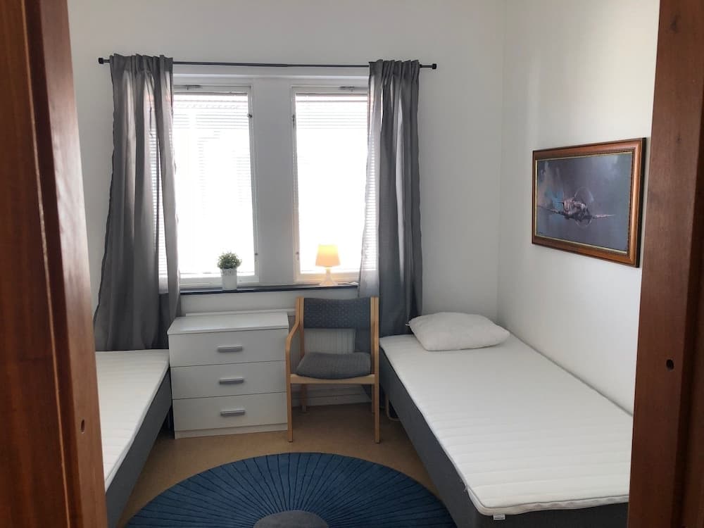 Hållsta Home Vandrarhem - Hostel