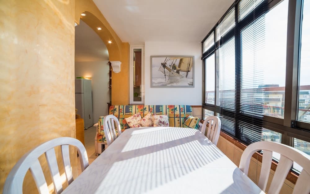 Las palmeras | 6 Pax | First Line | 1446-PAW