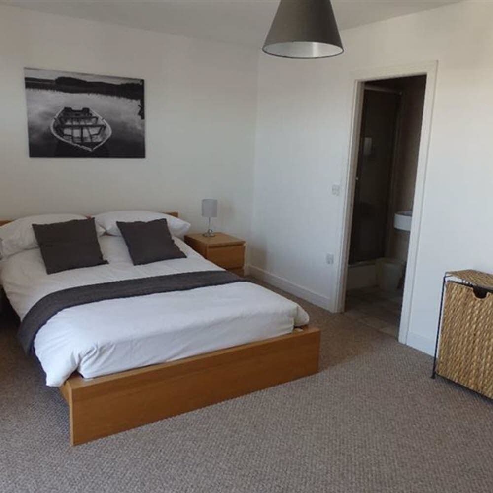 Executive Apartment With City Views