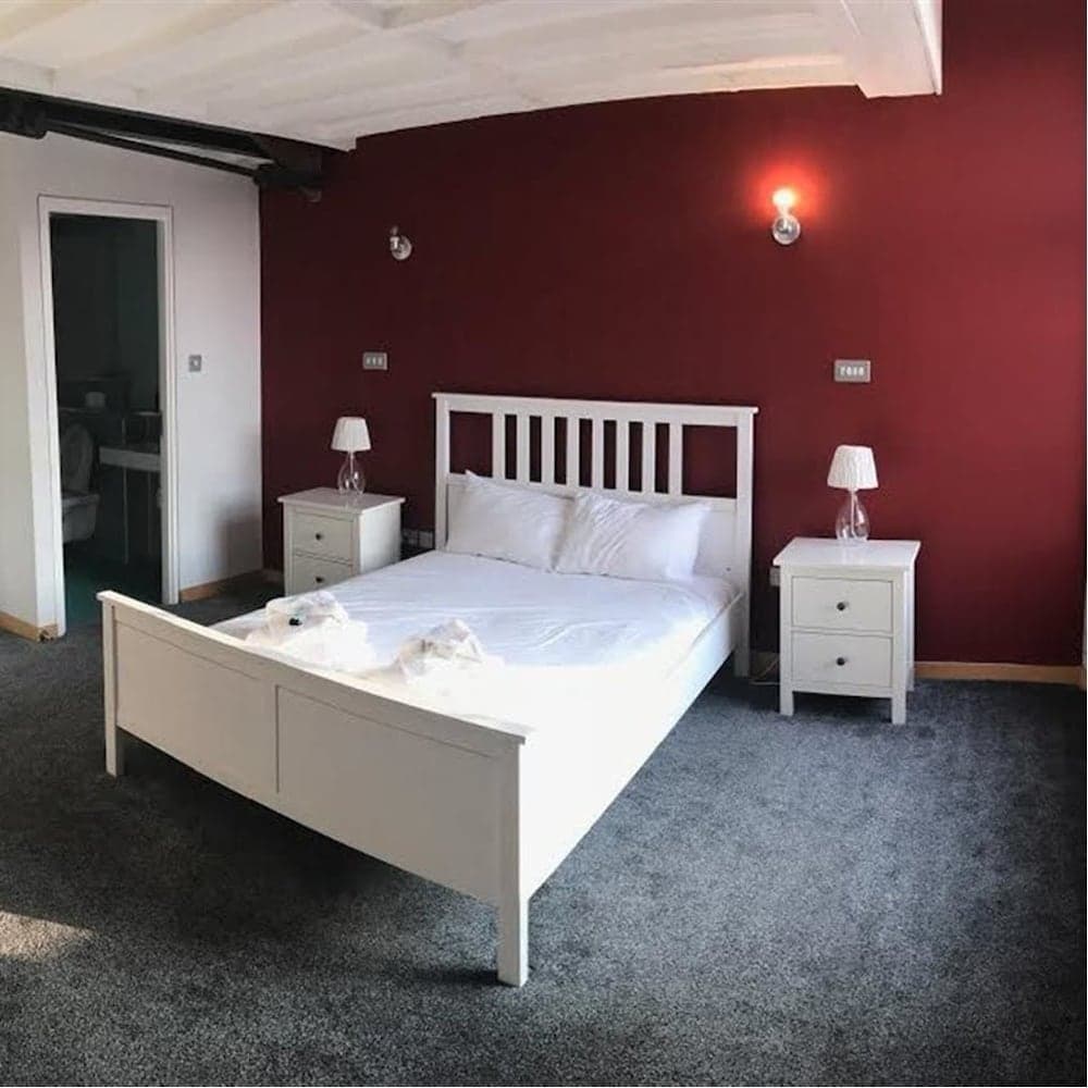 Luxurious City Centre Penthouse