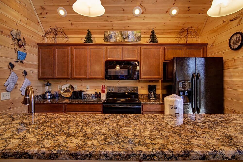 Dream Catcher - 2 Bedrooms, 2 Baths, Sleeps 8 Home by Redawning