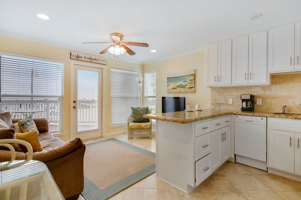 Seascape 1104 1 Bedroom Condo by RedAwning