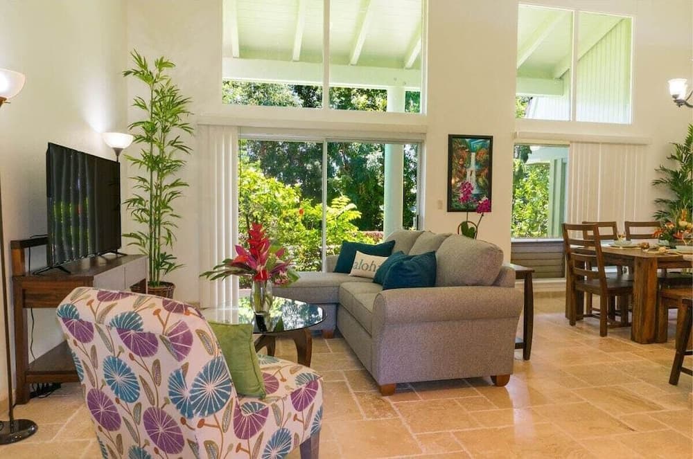 Spacious Puamana 4D Condo, 8 Minutes Away Anini Beach by Redawning