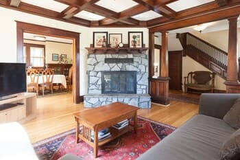 Sweet Columbia 3 Bedroom Home by Redawning