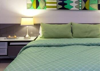 Desert Chill 5 Bedroom Home by Redawning