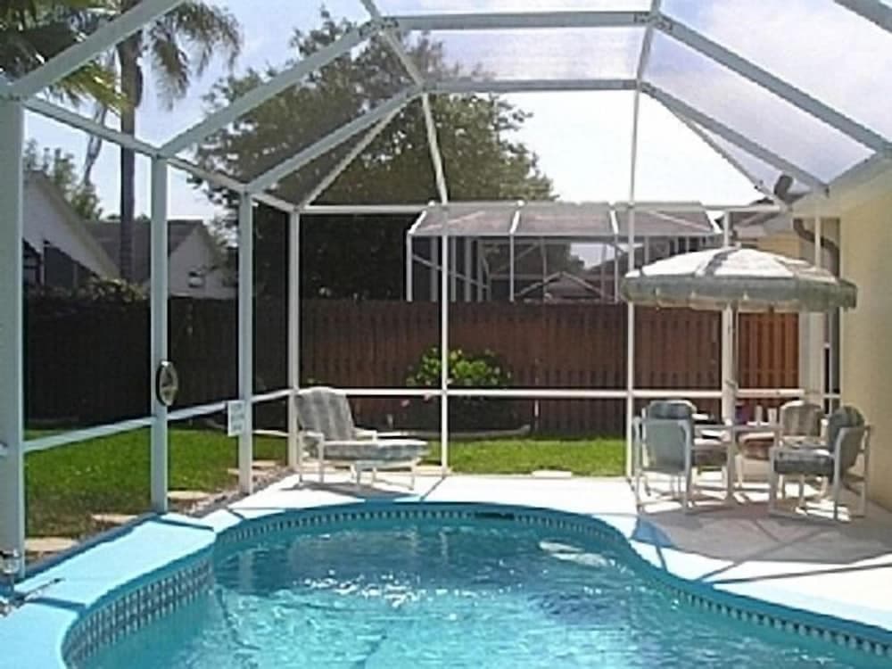 Sm215693 - Espirit - 3 Bed 2 Baths Villa