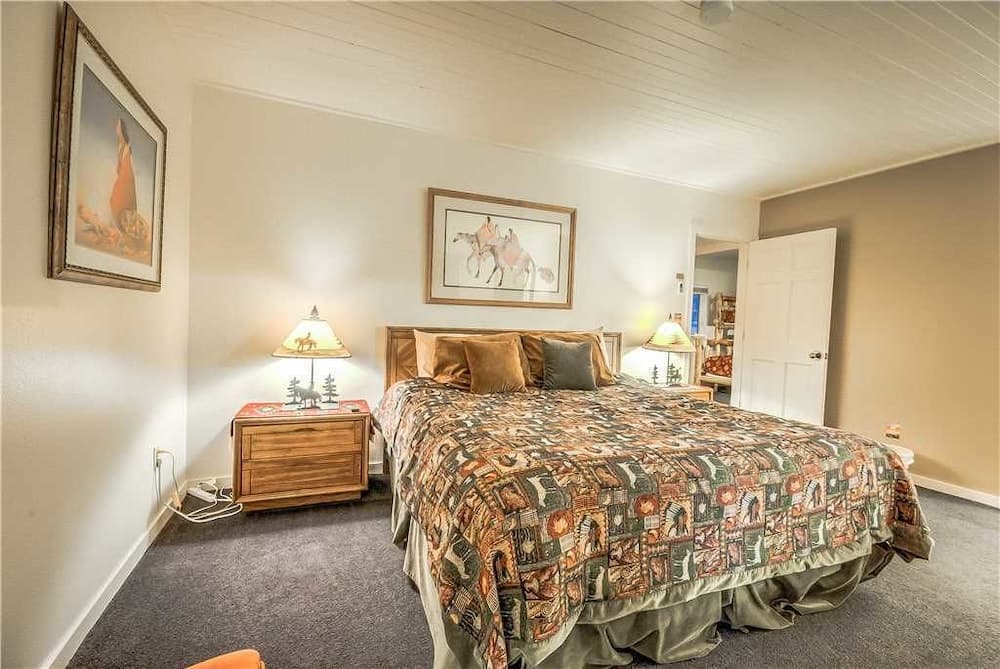 Dulany At Gondola 105