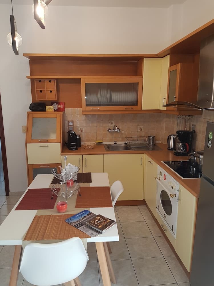 Santorini Family Apartments