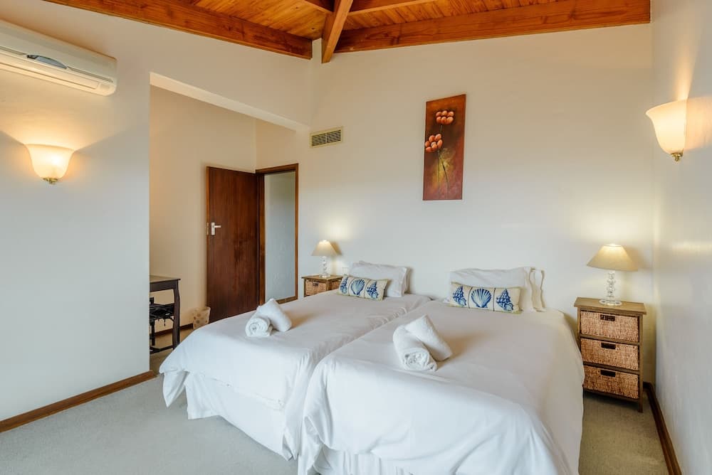 San Lameer Villa Rentals 1938