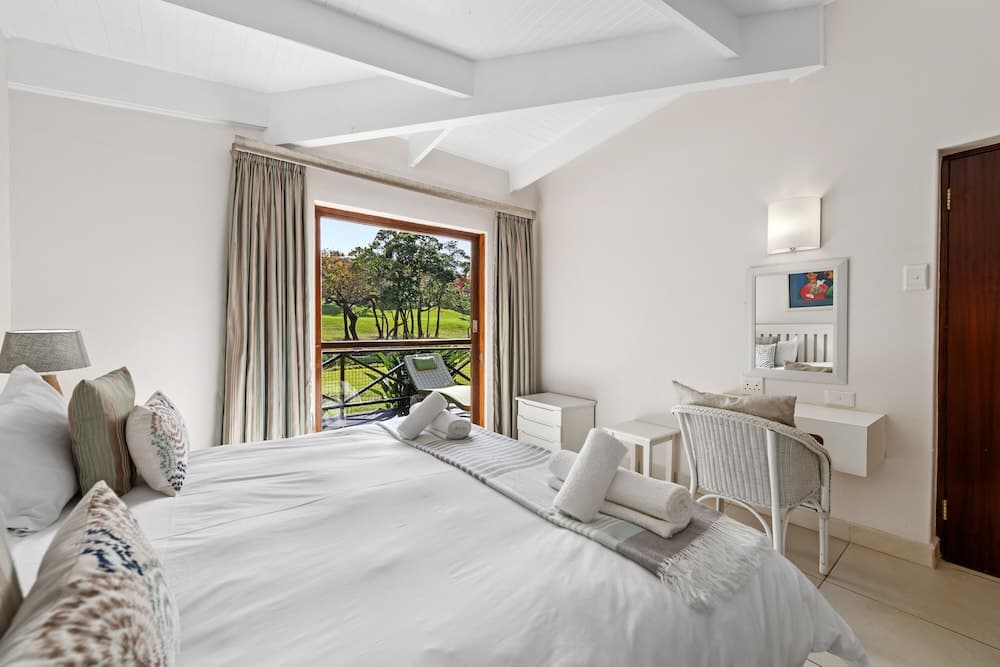 San Lameer Villa Rentals  2707