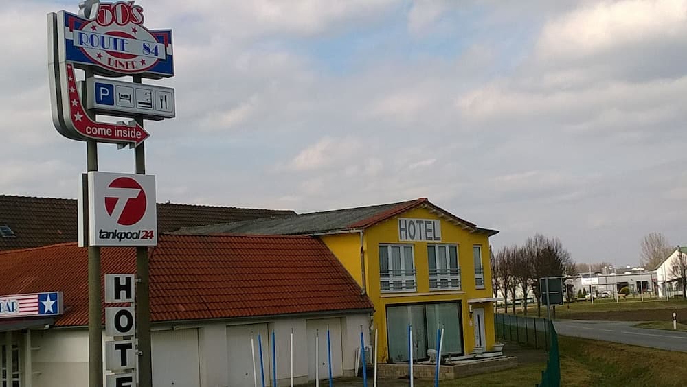 Hotel Route 84