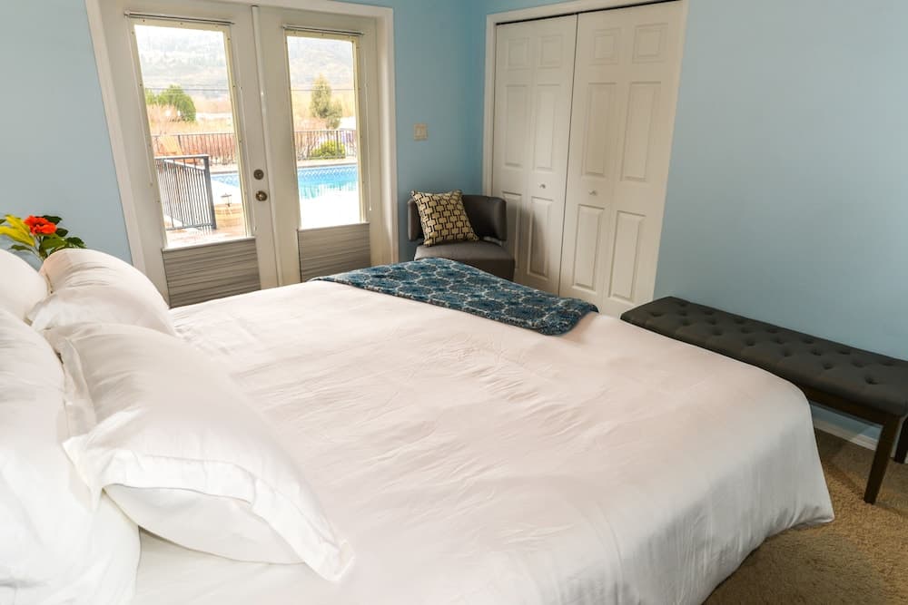 Uncorked Bed & Breakfast