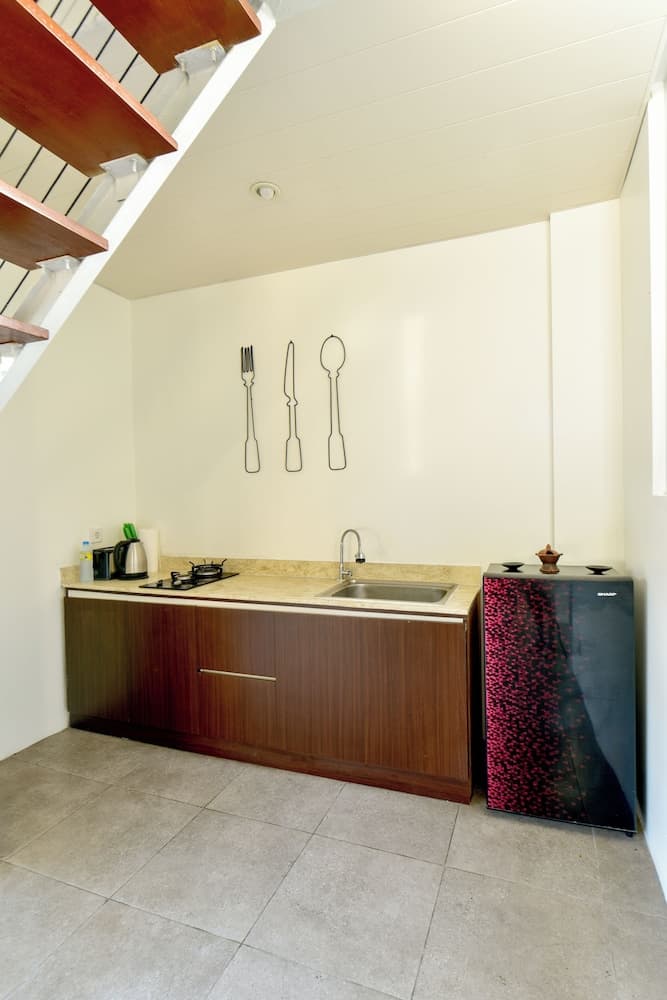 The Lumbung Wood Villa