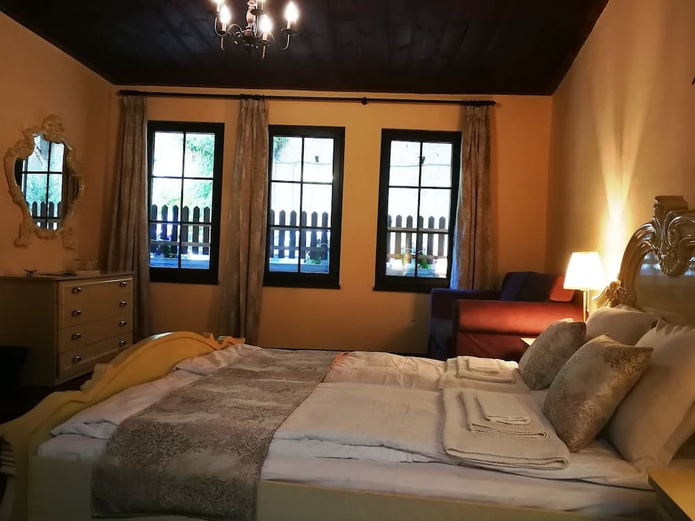 HiStory INN Unique Guest House