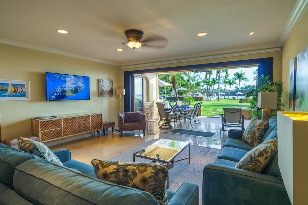 The Palms Playa Flamingo