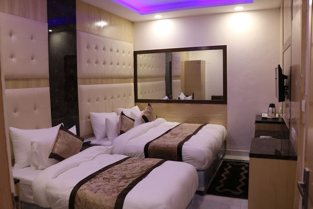 Hotel Karlo Kastle - Paharganj