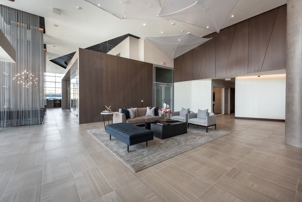 Global Luxury Suites Crystal City