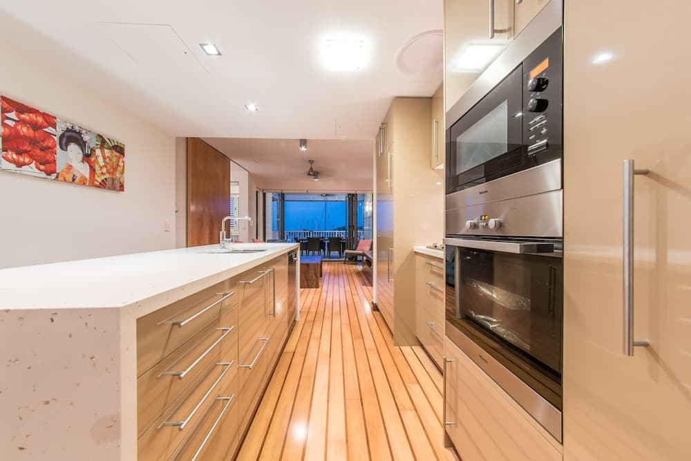 Marina Dreams - Airlie Beach