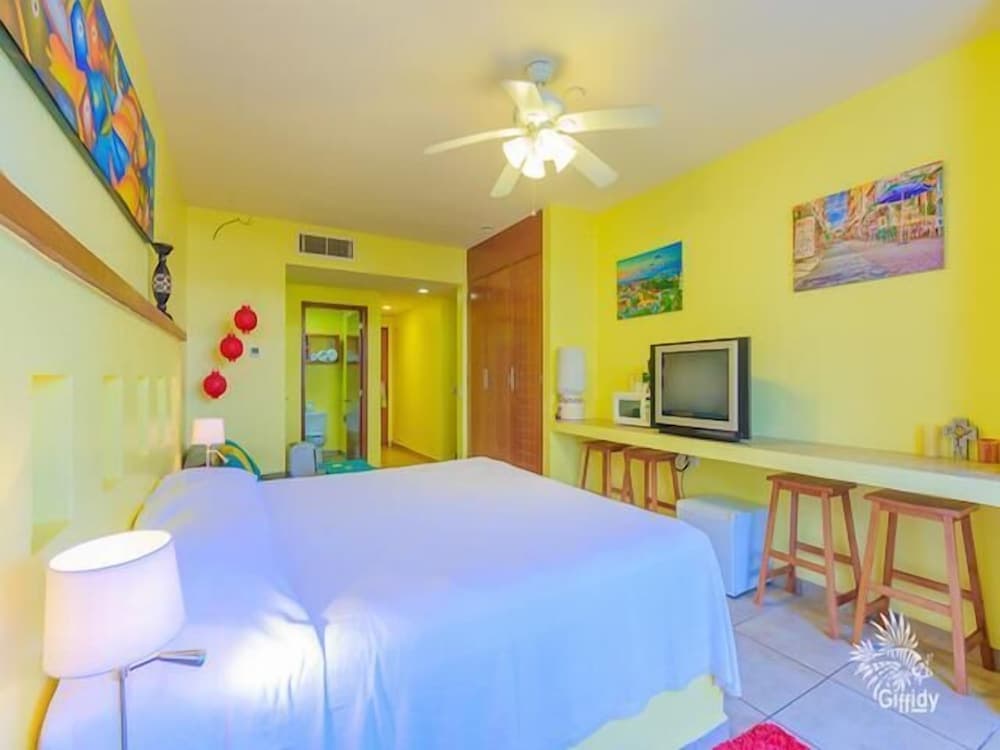 Ixchel - Ground Floor Standard Room 2107