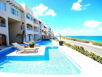 Isla 33 - Two Bedroom Villa 2201