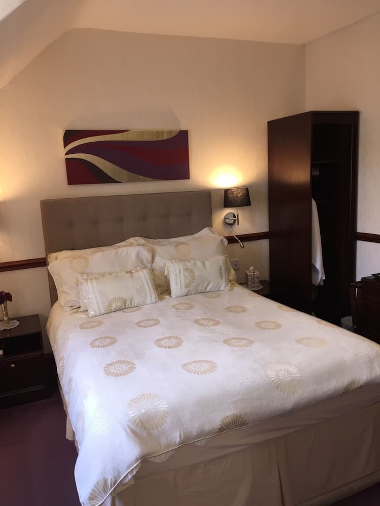 Kathmore Guest House