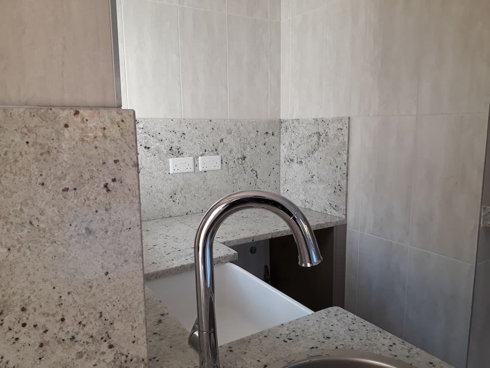 2 Bedroom Executive & Holiday Suburban Home