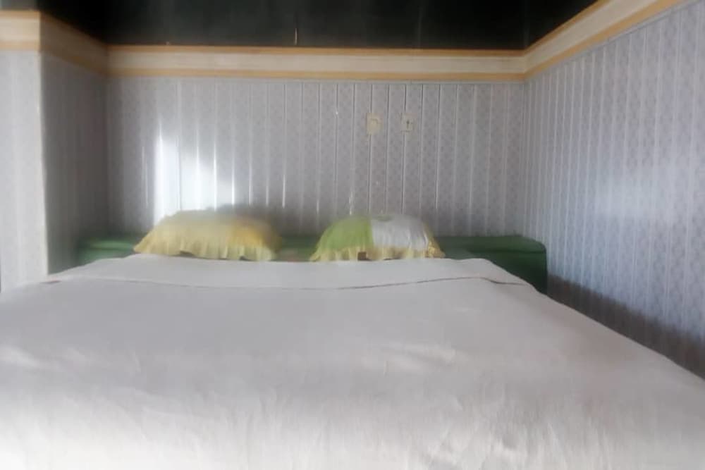 Hôtel Gloria Théos Divo