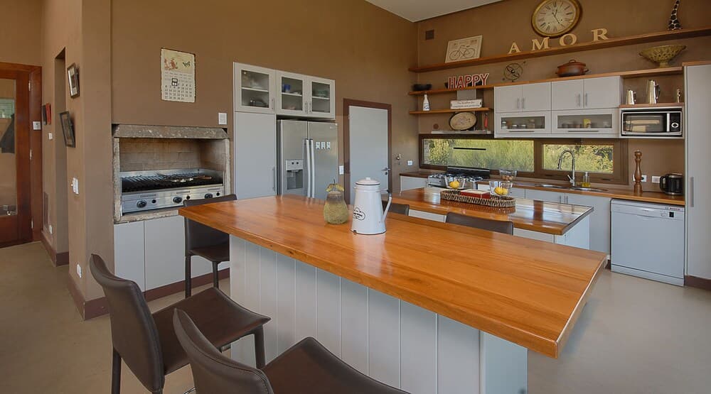 Luxurious Residence In Arelauquen AG9