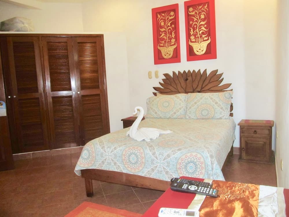 Condo Mariachi by Playa Paradise