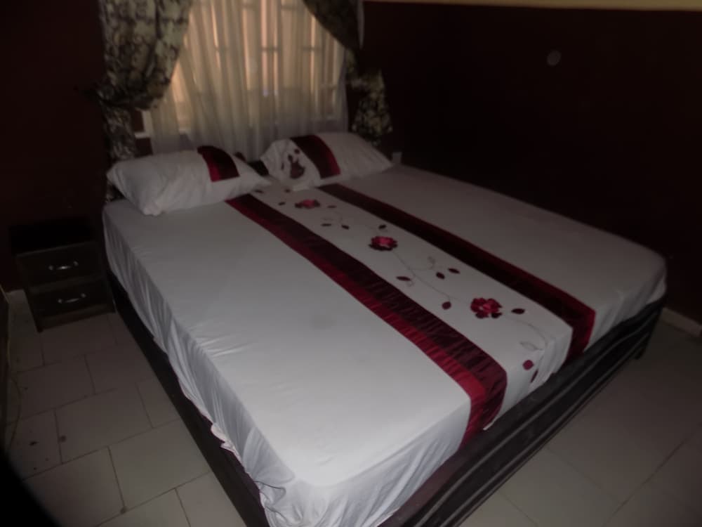 Fortune Exclusive Hotel