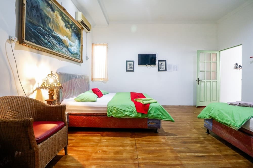 RedDoorz near Kartini Mall Lampung