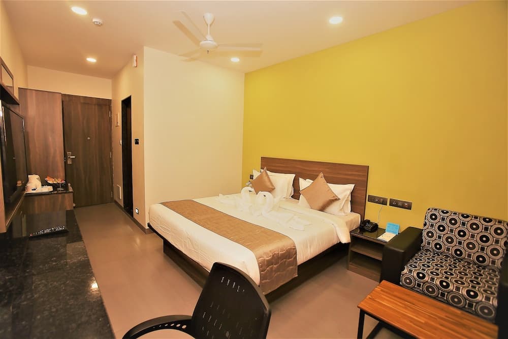 GenX Surat BY 1589 Hotels