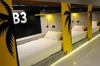 Oasis Hotel-Pods - Adults Only - Hostel