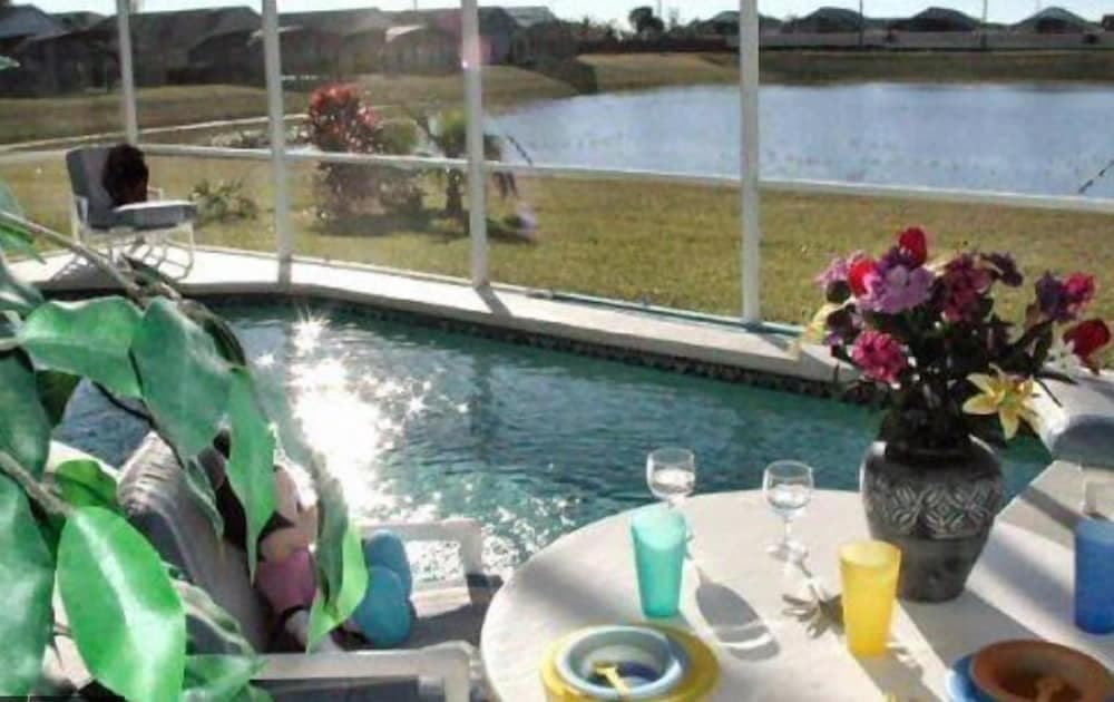 Ly240208 - Rolling Hills Estates - 4 Bed 3 Baths Villa