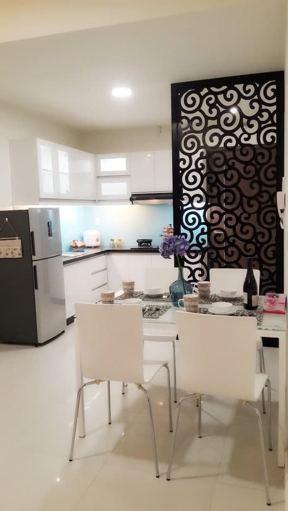 Horse Square Apartment