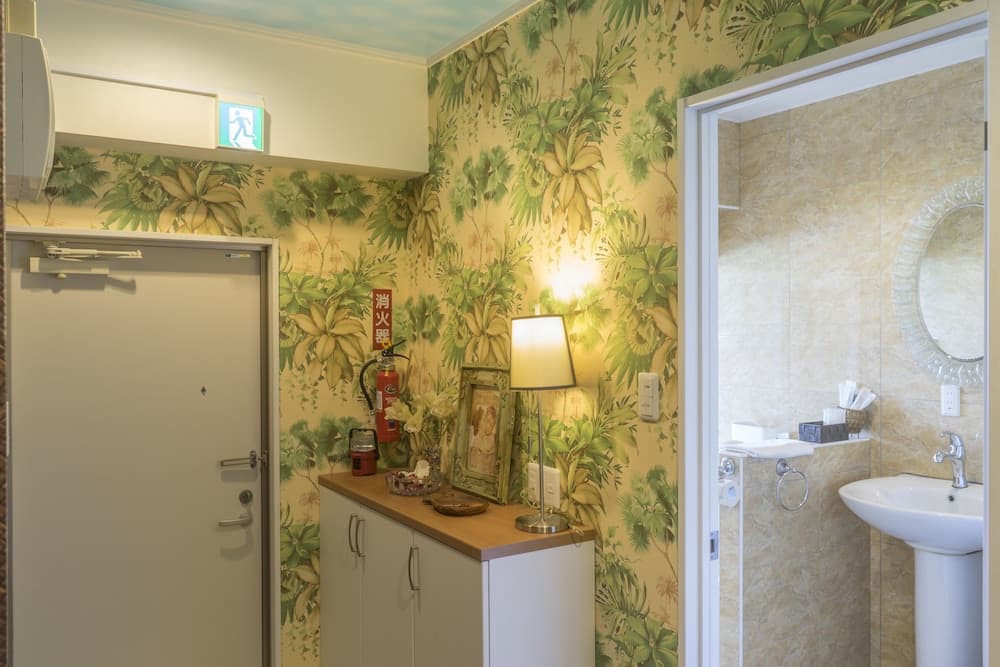 Ocean Villa Tin Gala