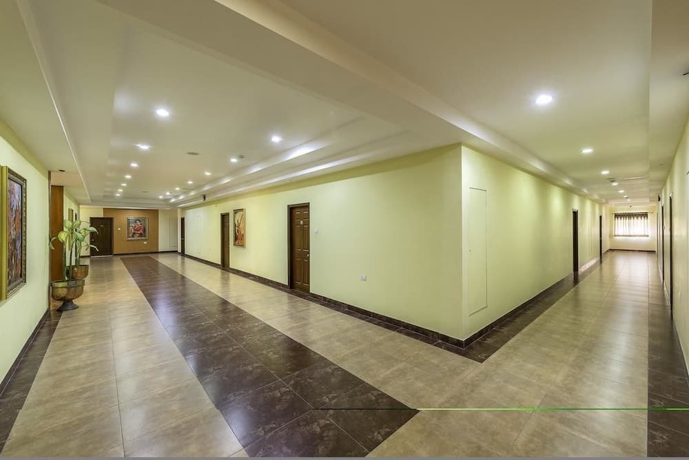 Hotel Crystal Castle