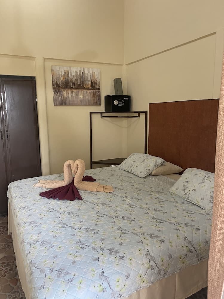 Gallina E Palo Beachfront Hotel