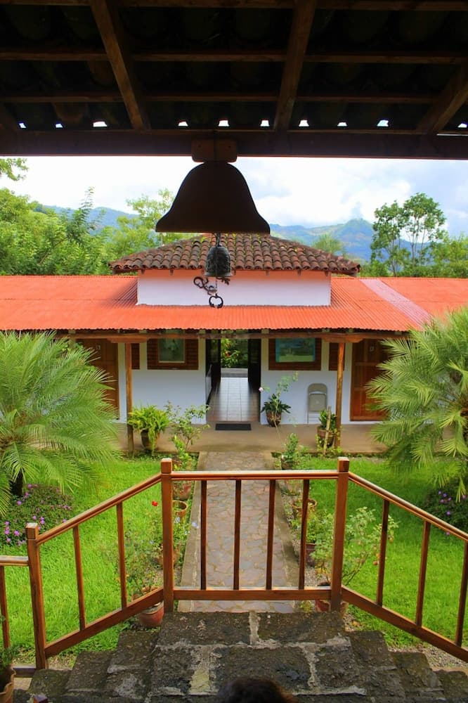 Hotel y Restaurante Sueno de la Campana