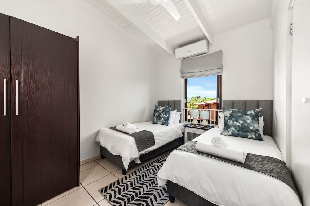 San Lameer Villa Rentals 3122