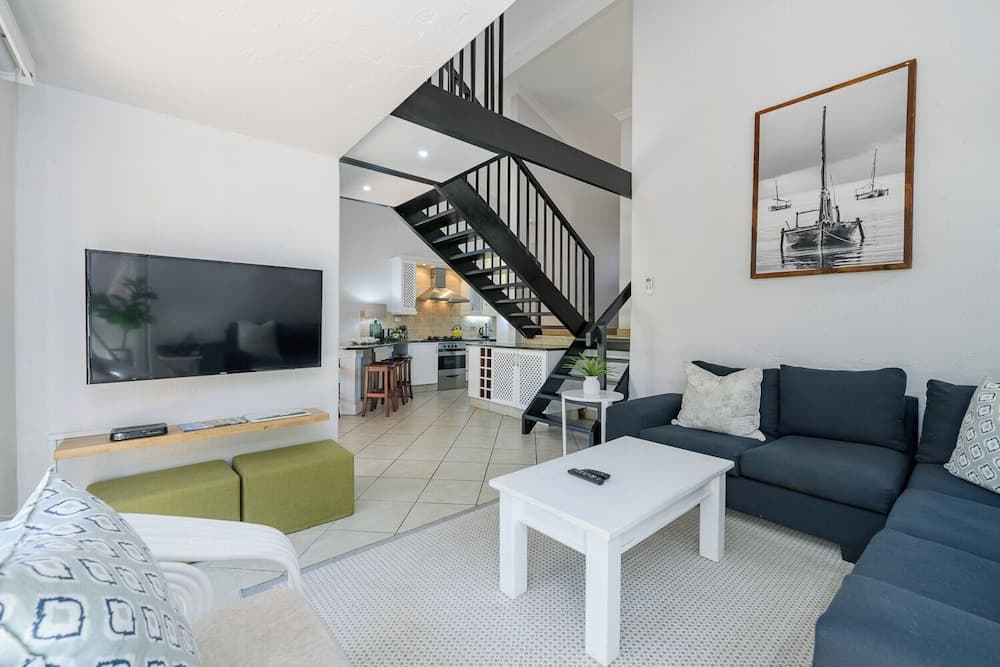 San Lameer Villa Rentals  3207