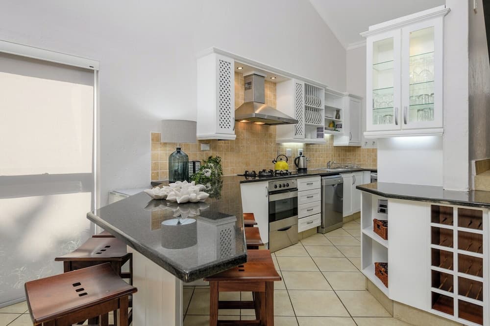 San Lameer Villa Rentals  3207