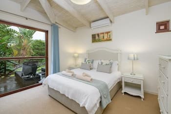 San Lameer Villa Rentals 2702