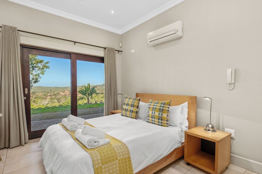 San Lameer Villa Rentals 14205